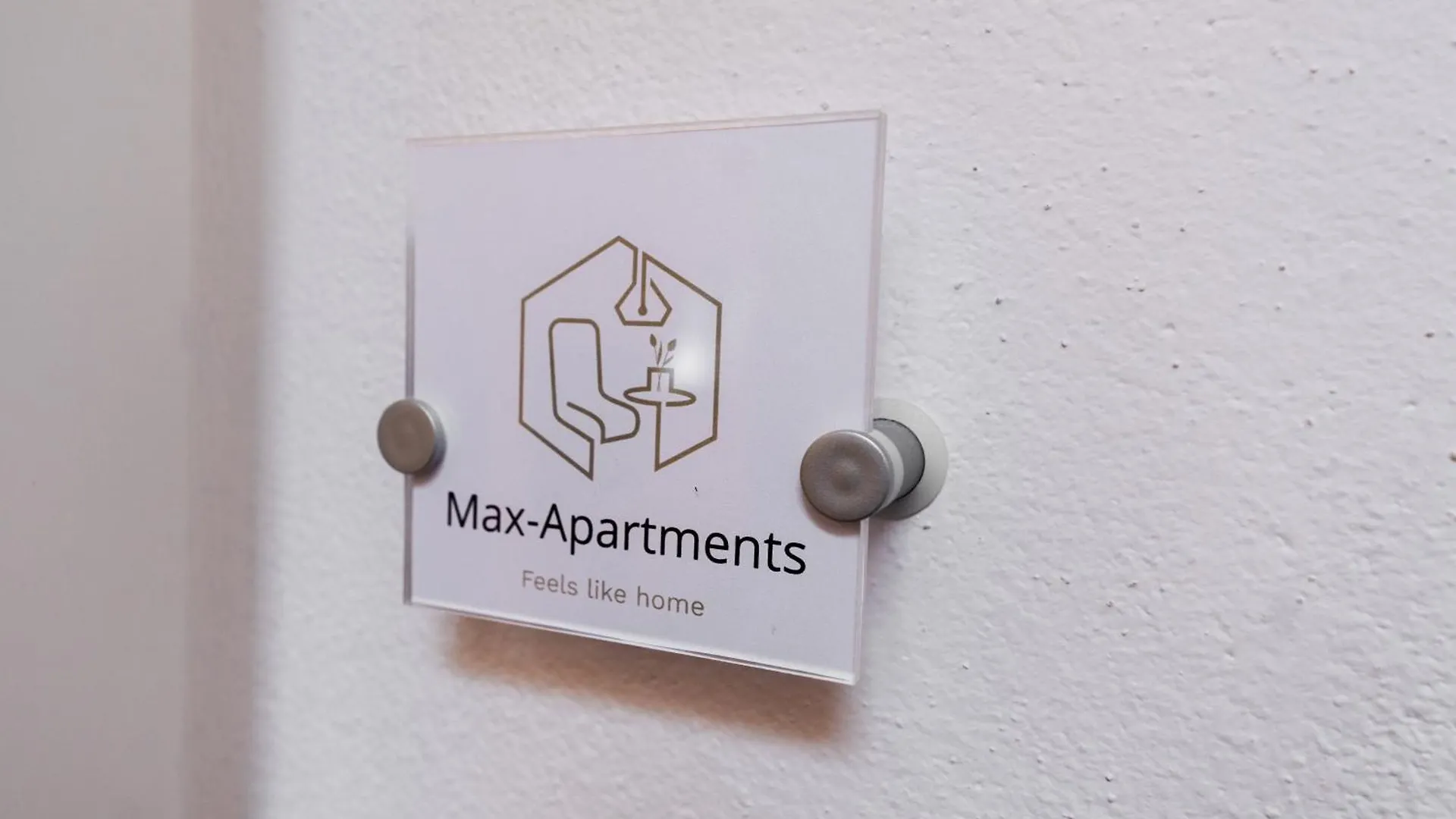 Moderne Stadtwohnung An Der Fussgaengerzone, Smart Tv, Kingsize-Bett, Couch, Kueche Passau 0*,  Deutschland